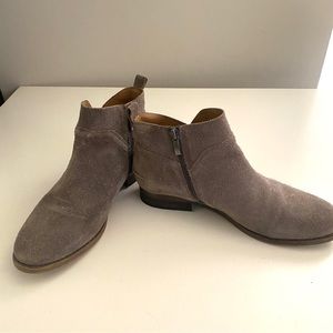 Franco Sarto gray suede ankle boots. Size 9